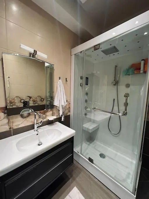 Sunshine Apartment Tirana